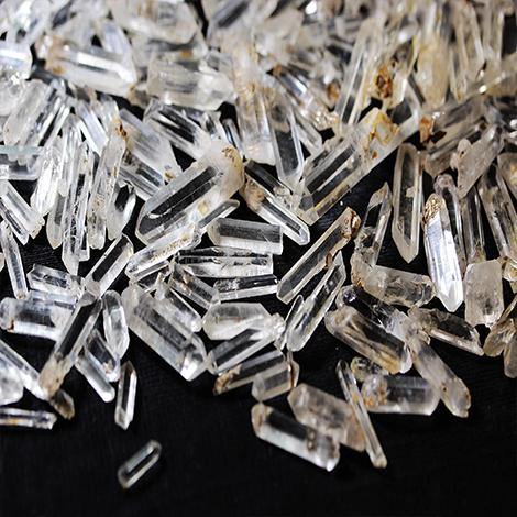 1000 Grams Natural Terminated Rough Quartz Crystals