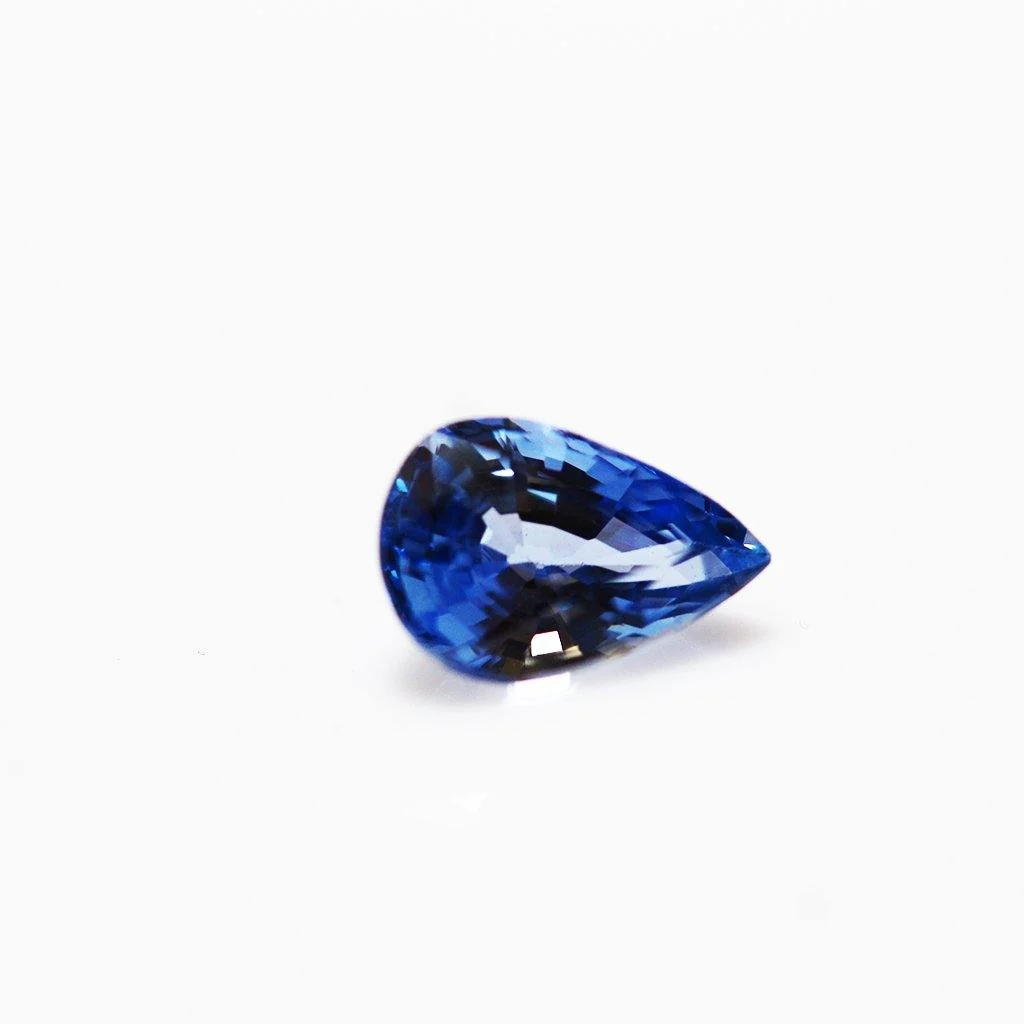 1.20 carats pear Blue Sapphire from Ceylon